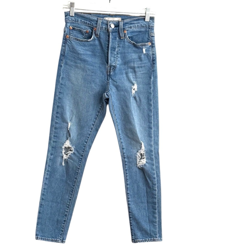 Levi's Women’s Wedgie Skinny High Rise Ripped Blue Jeans Size 27 Button Fly